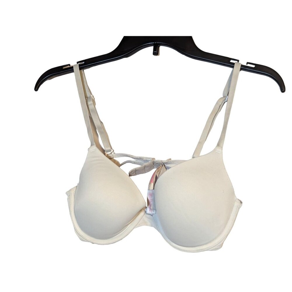 Victoria's Secret Pink Wear Everywhere Push Up Bra 34C White